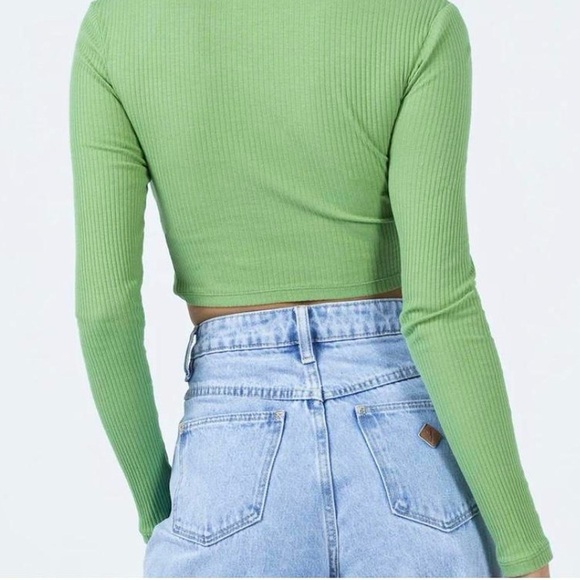 Princess Polly Longsleeve - Picture 2 of 7